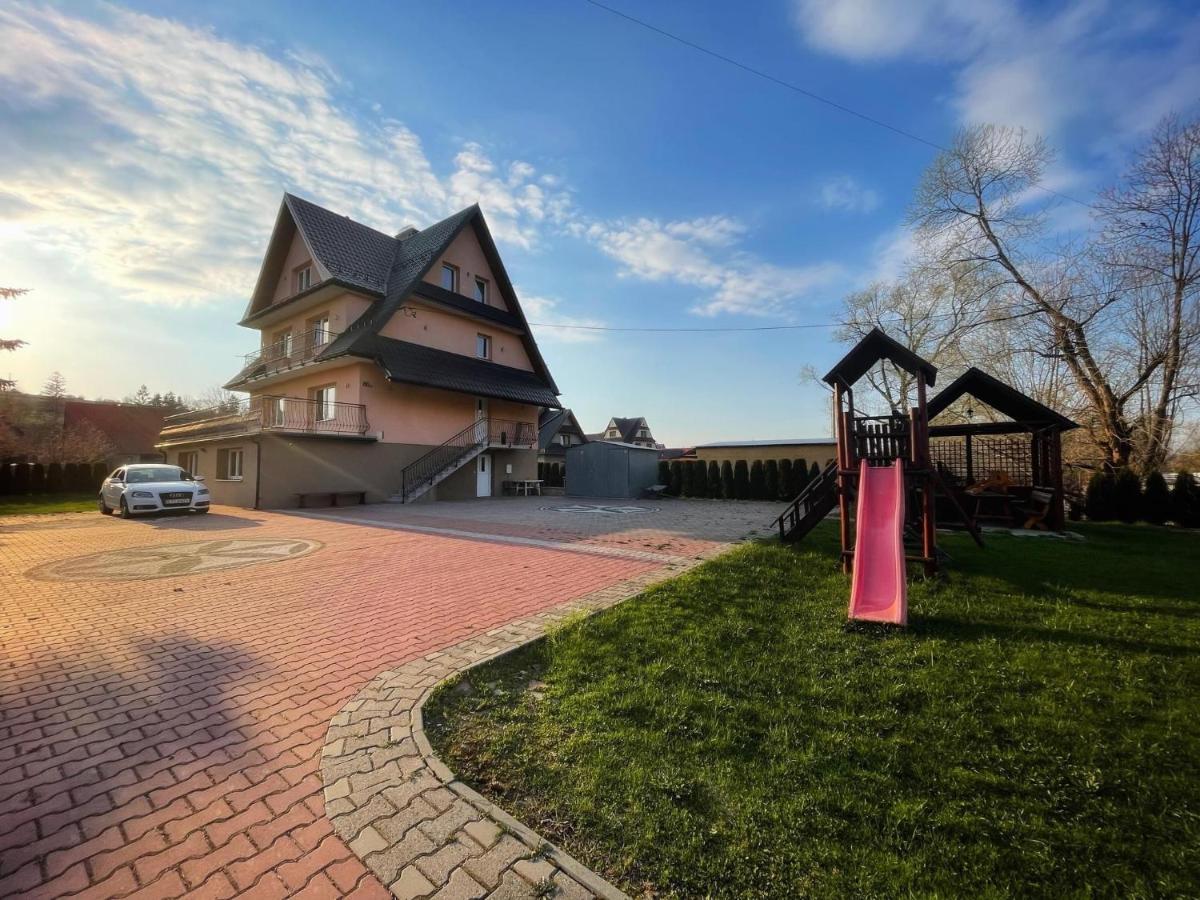 Pokoje Goscinne Letycja Бялы-Дунаец Экстерьер фото